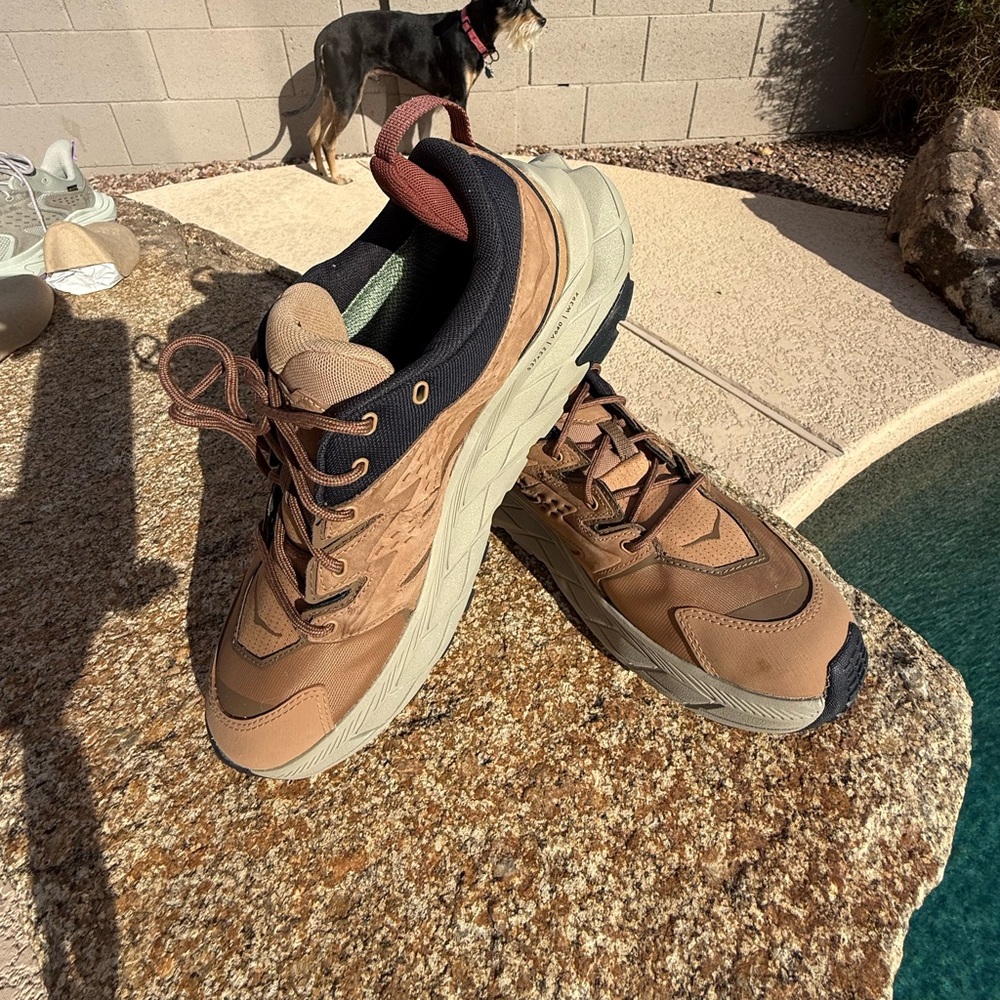 Hoka One One Men's Brown Athletic Shoes size 9.5